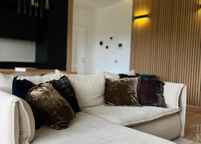 Giovanni Apartment